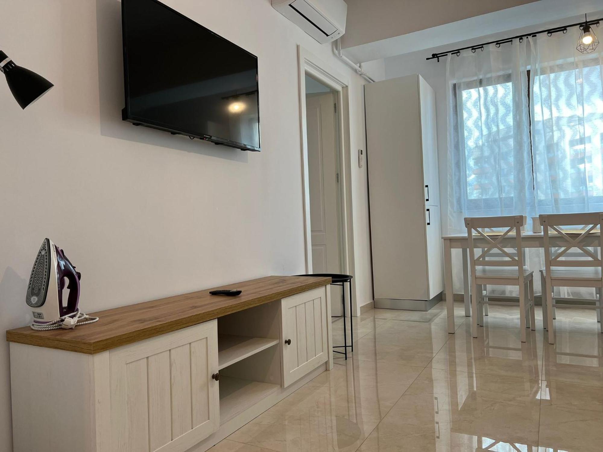 Luxury Glam Apartments Iasi At Lazar Palas Exterior foto